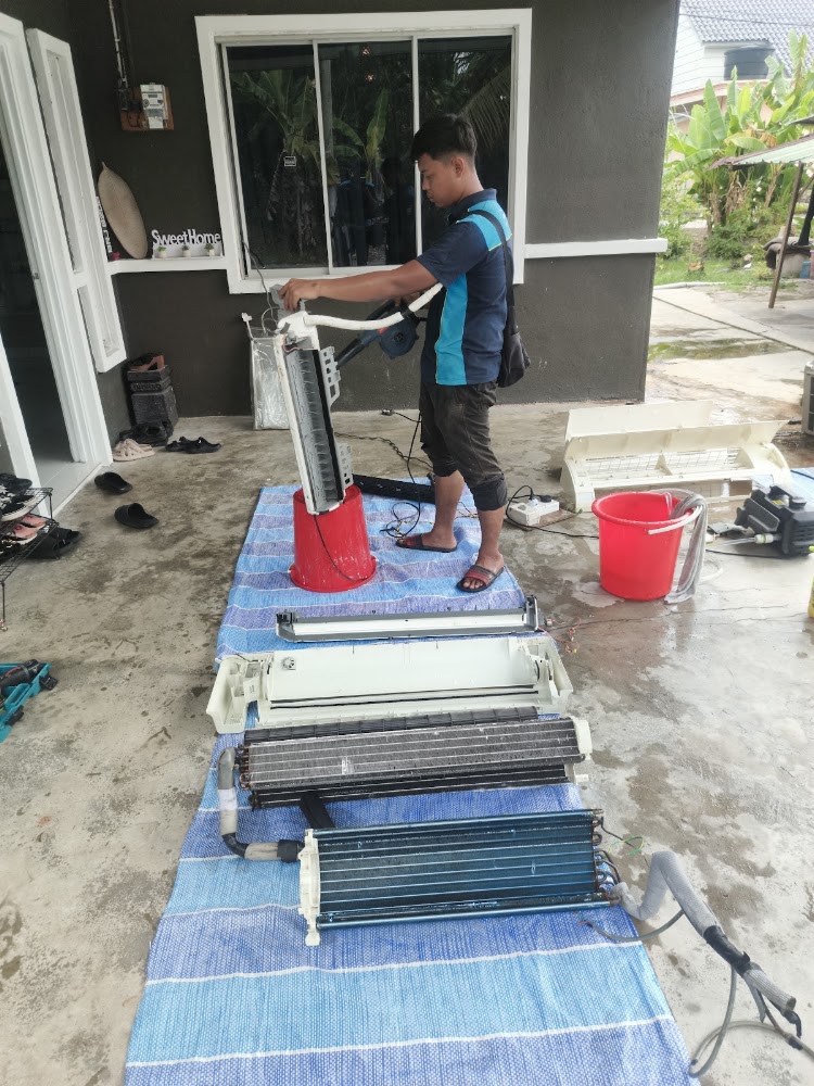 AIRCOND ADIEHAFIZ & ELECTRICAL SERVICES