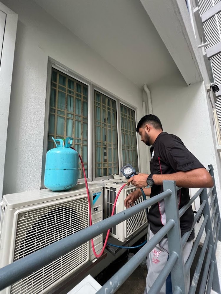 Encik Beku Aircond | Aircond Service Hari Sama