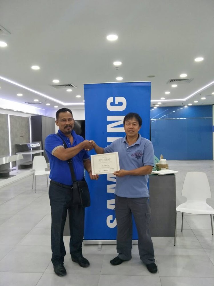 SJ Universal Air-condition & Refrigerator Sdn Bhd